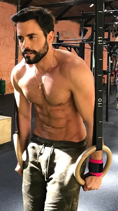 Pedro Carvalho gostoso