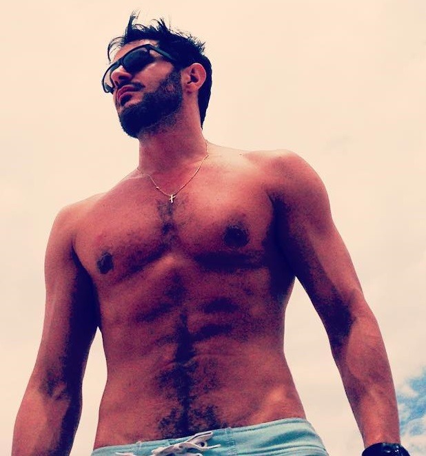 Ricardo Tozzi gostoso