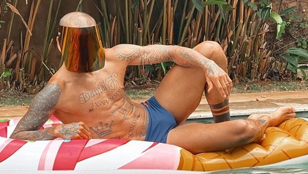 Daniel Alves gostoso