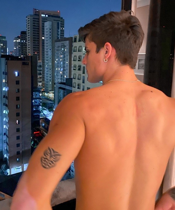 Tiago Ramos gostoso